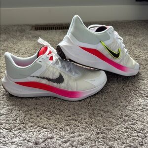 Nike Women’s Zoom Winflo 8
